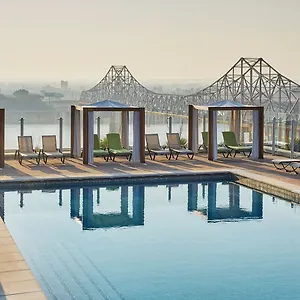 Four Seasons Otel