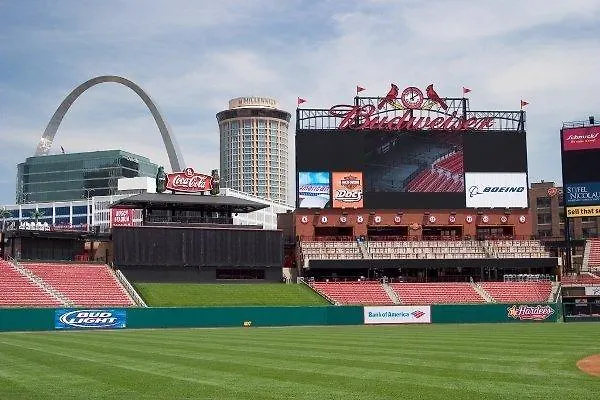 Millennium Hotel Saint Louis